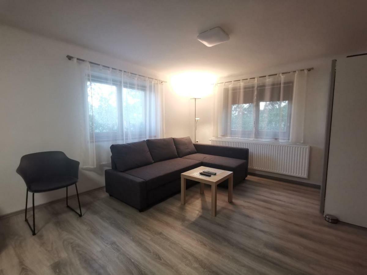 Szent Erzsebet Apartmanhaz Kecskemet Ngoại thất bức ảnh